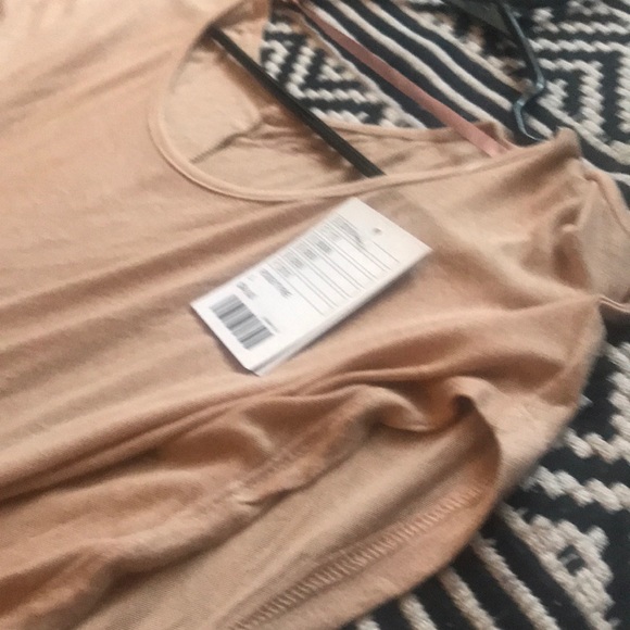 Cute top and Jean shorts - Picture 4 of 7